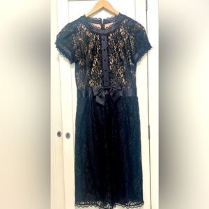 *NWT* BCBG Lace Midi Dress Size 4, Charmeuse Silk Details